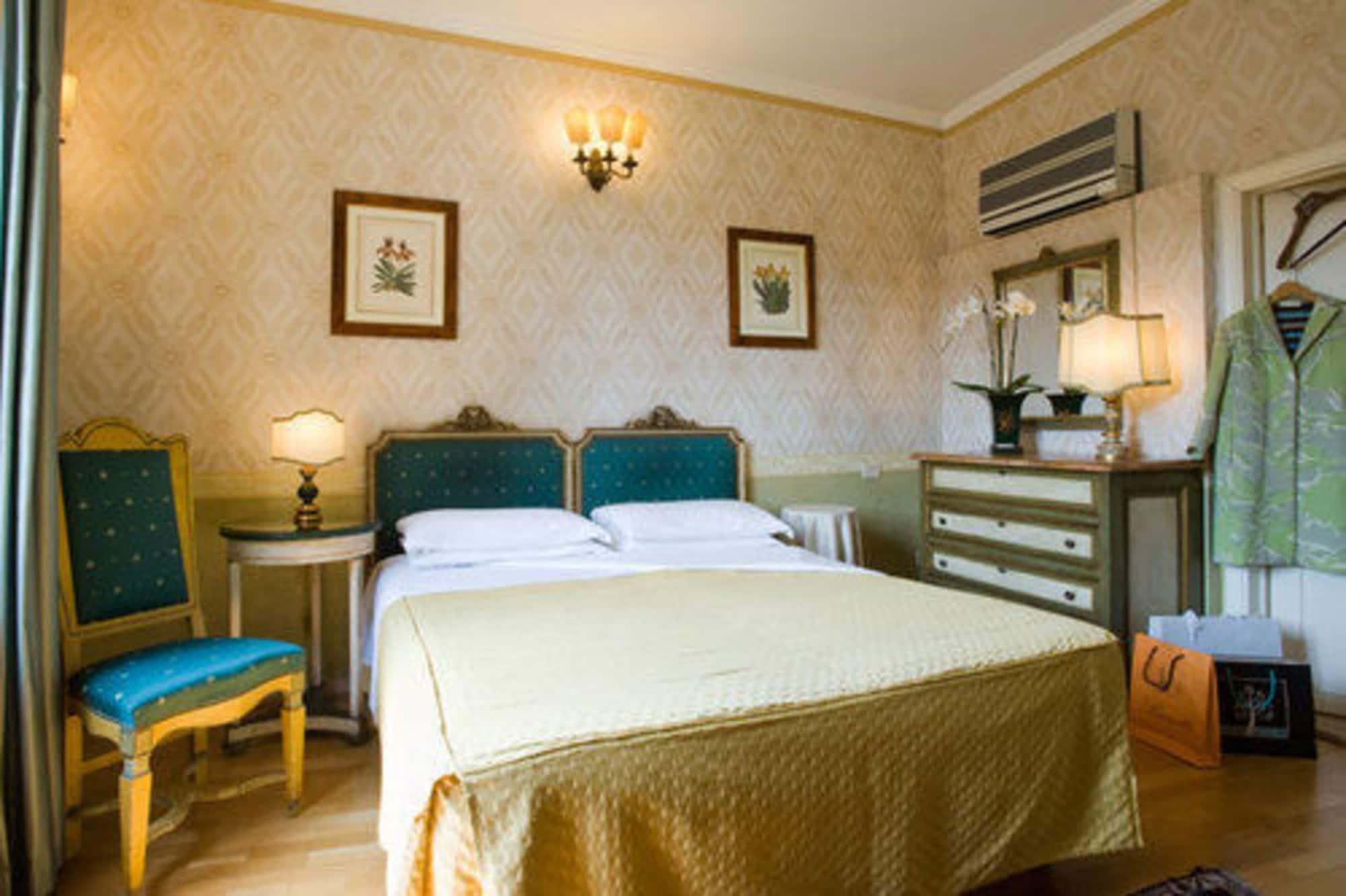 Hotel Hermitage Firenze Szoba fotó